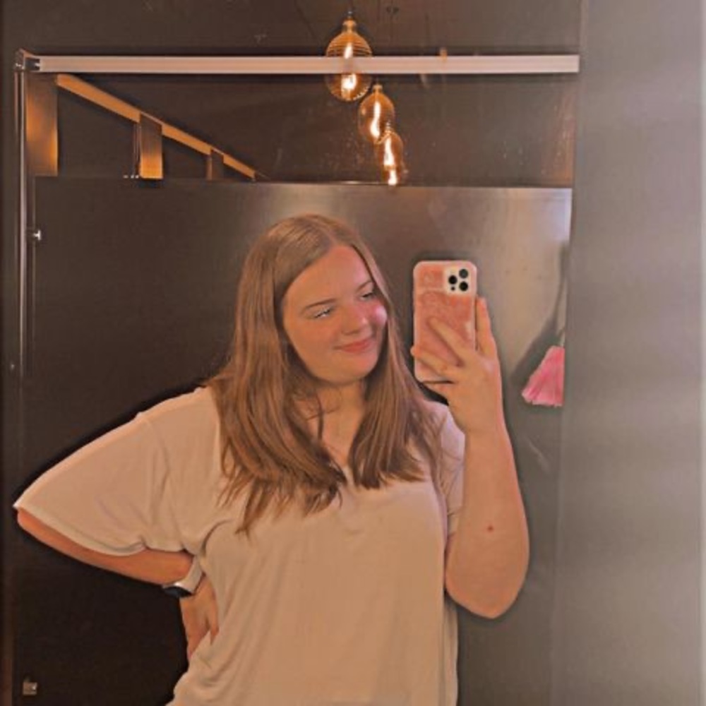 Meet your Posher, Melanie